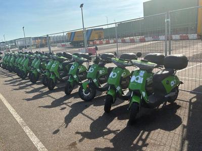 Overzichtsfoto van Super SOCO CUx Partij Elektrische opknap scooters (10x)